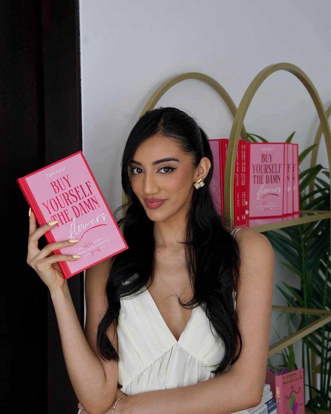 Buy Yourself the Damn Flowers by Tam Kaur [Paperback] - versoz.com