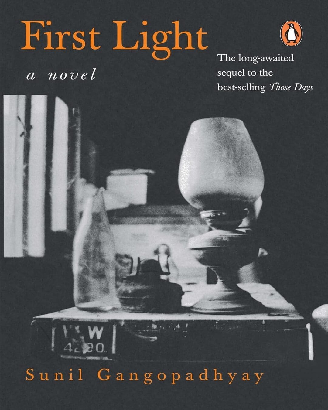 First Light by Sunil Gangopadhyay [Paperback] - versoz.com