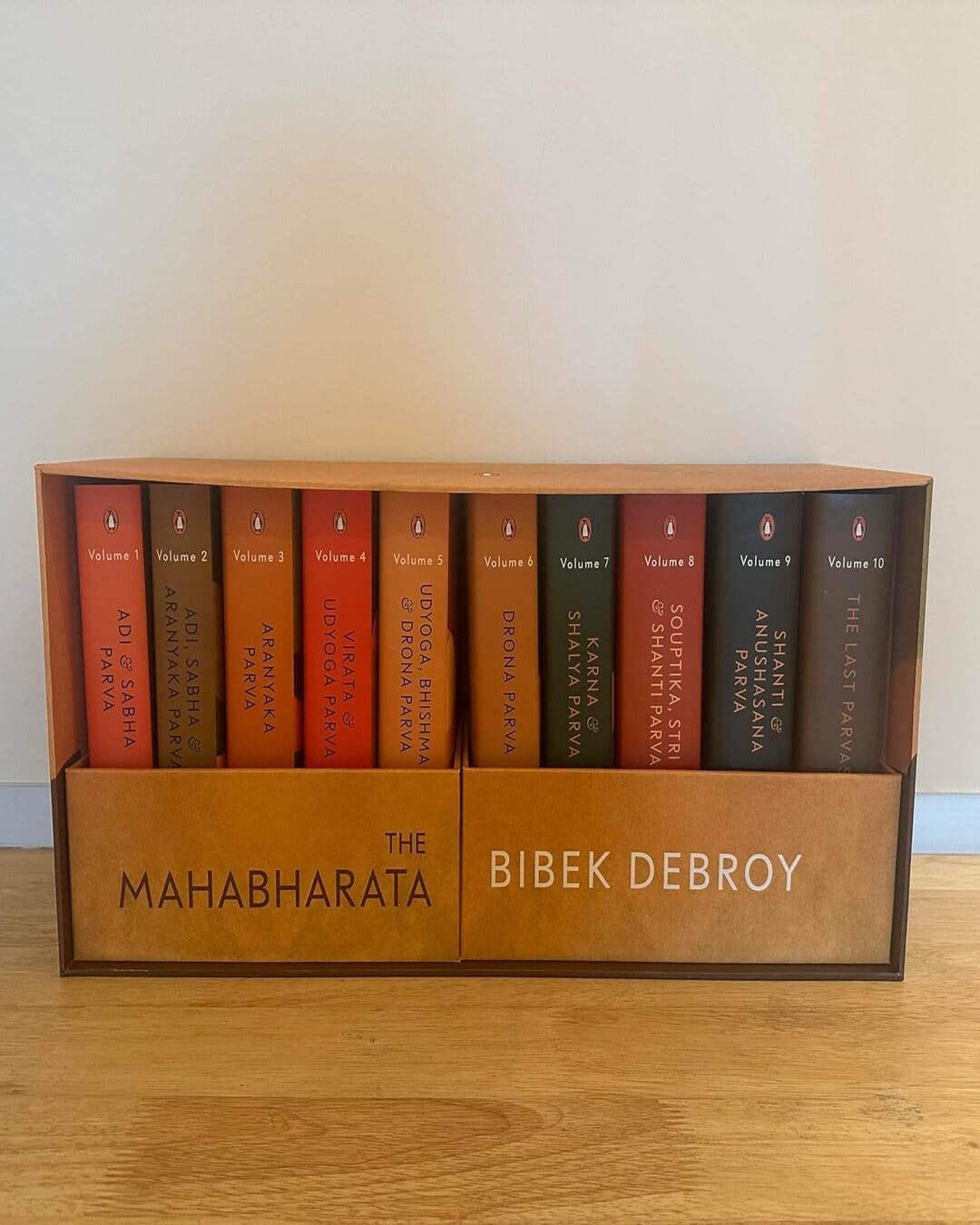 The Mahabharata Vol 1- 10 by Bibek Debroy [Hardcover]