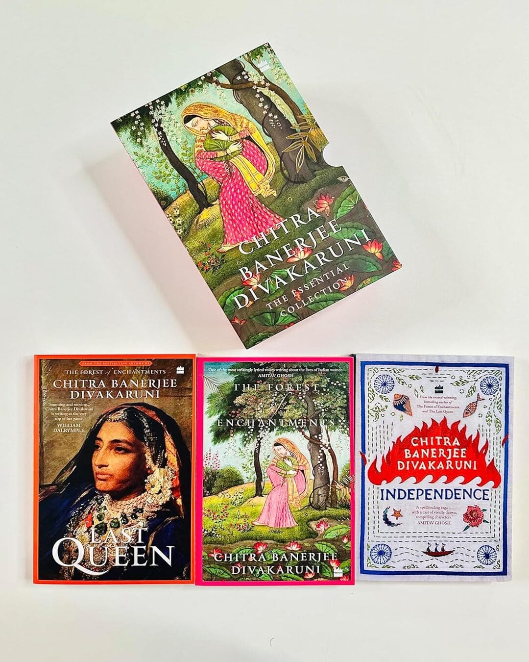 ESSENTIAL COLLECTION [Paperback] - versoz.com
