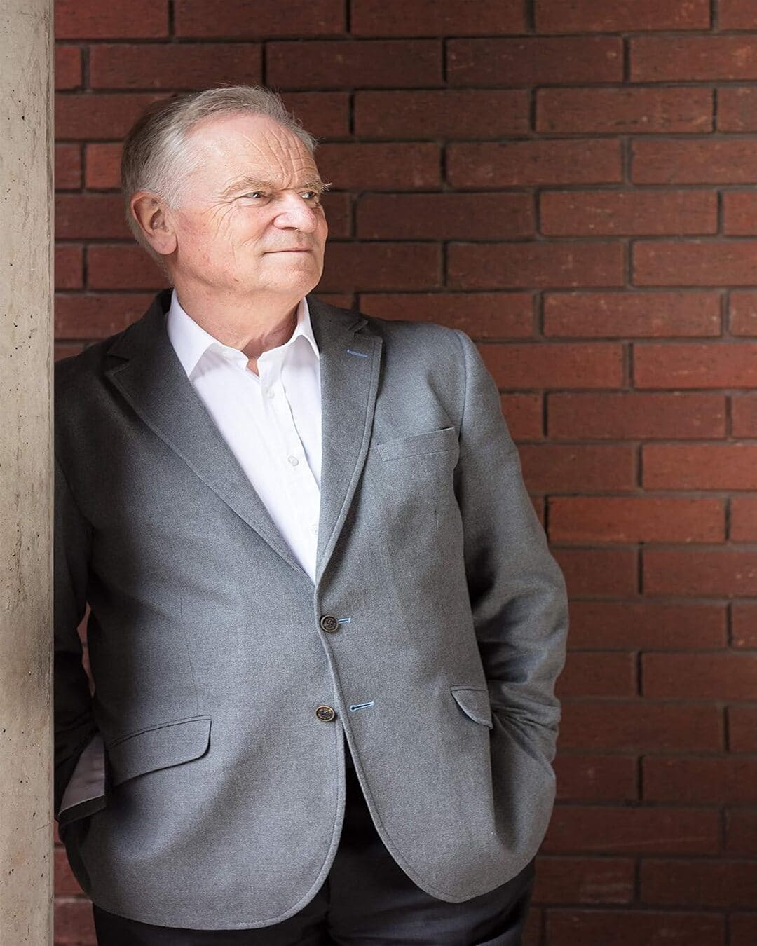 Cometh the Hour by Jeffrey Archer [Paperback]