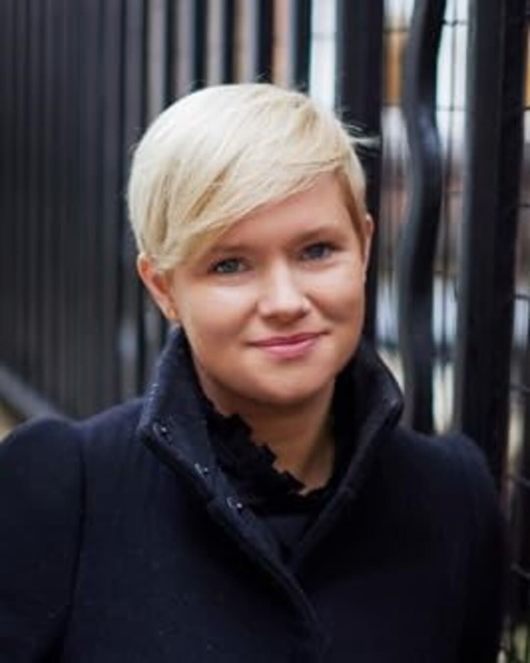 Into the Storm by Cecelia Ahern [Paperback] - versoz.com